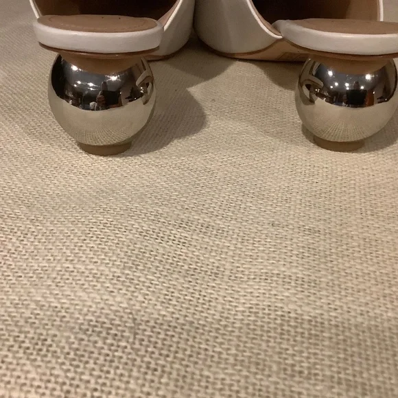 Woman Size 11 Pour La Victoire White Slides with Chrome Ball Heels - Picture 2 of 5